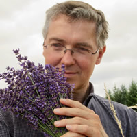Dr. Michael Lemmers